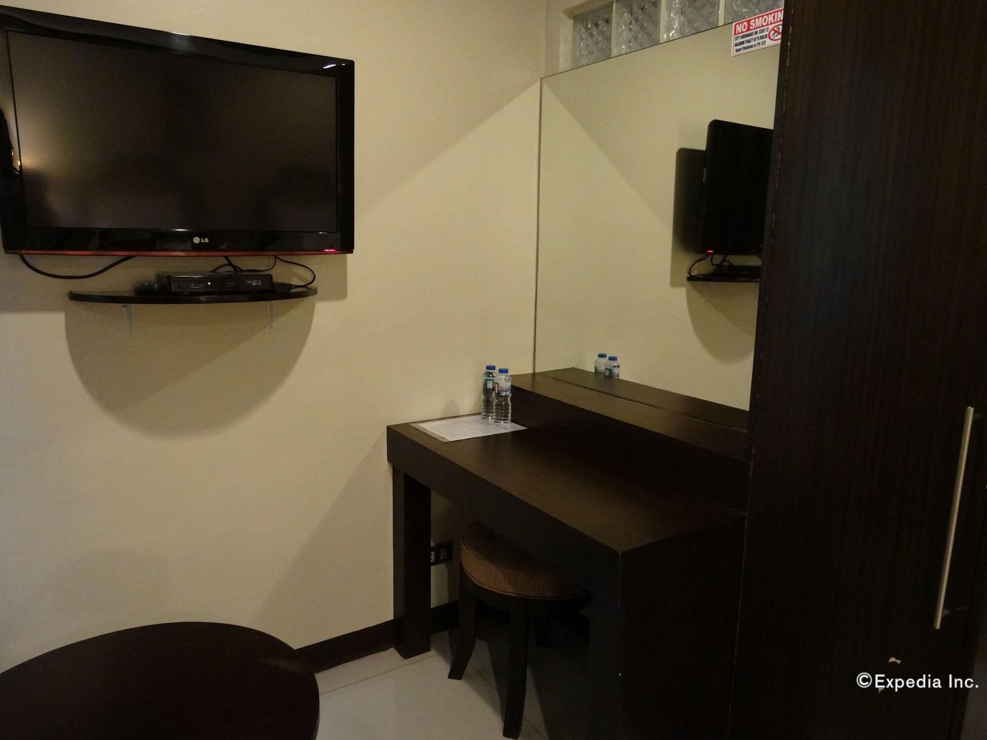 เพอริด็อต สวีตส์ Hotel Davao ภายนอก รูปภาพ