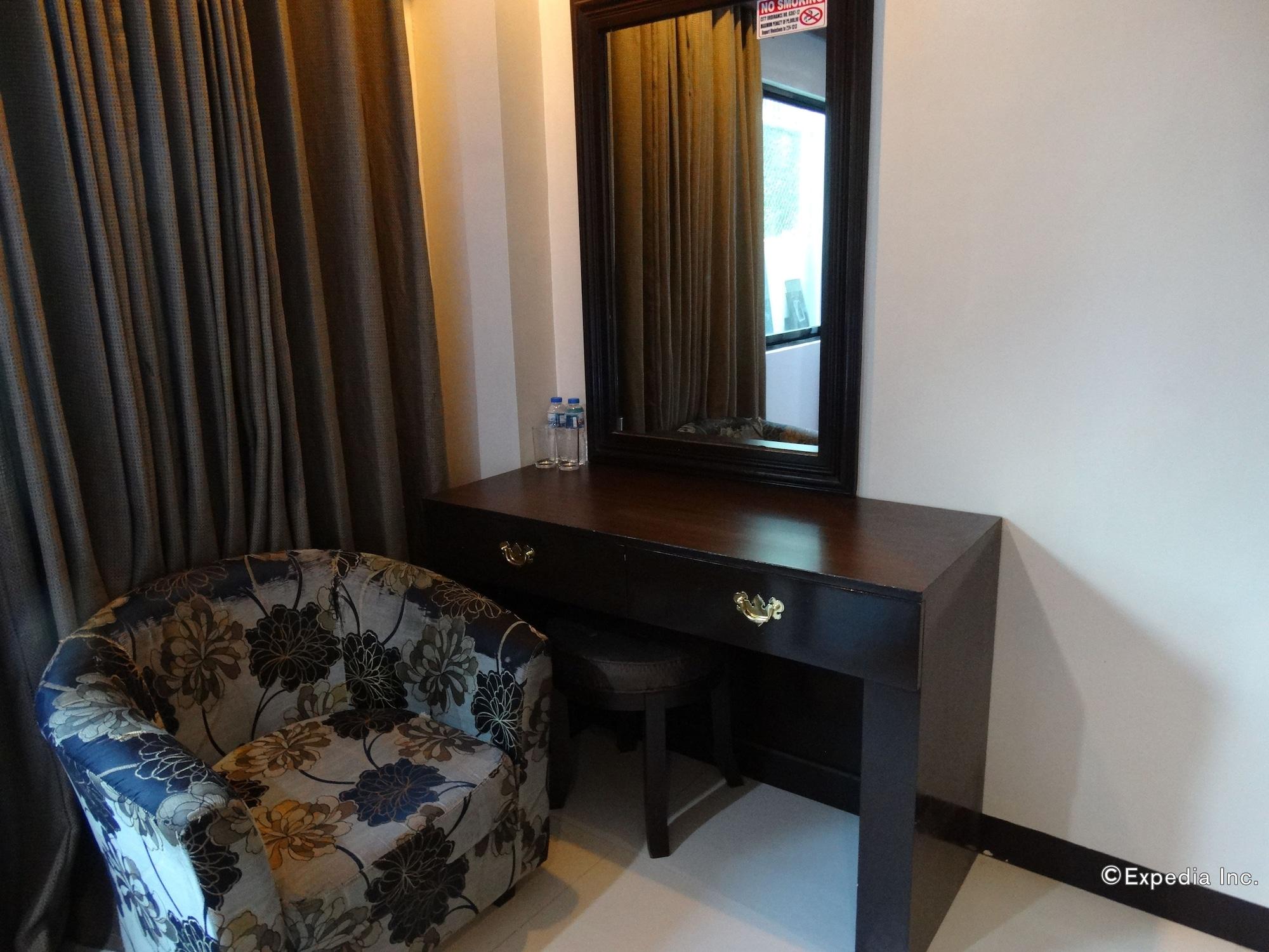 เพอริด็อต สวีตส์ Hotel Davao ภายนอก รูปภาพ