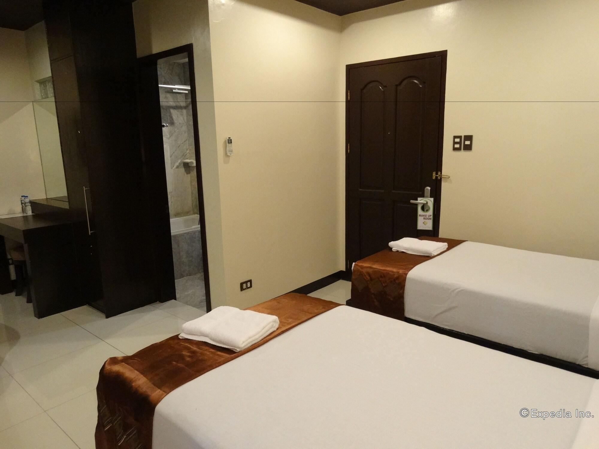 เพอริด็อต สวีตส์ Hotel Davao ภายนอก รูปภาพ